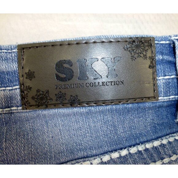 Sky Premium Collection Low Rise Flare Embroidered Skull & Floral Denim Jeans 11/ - Picture 14 of 15